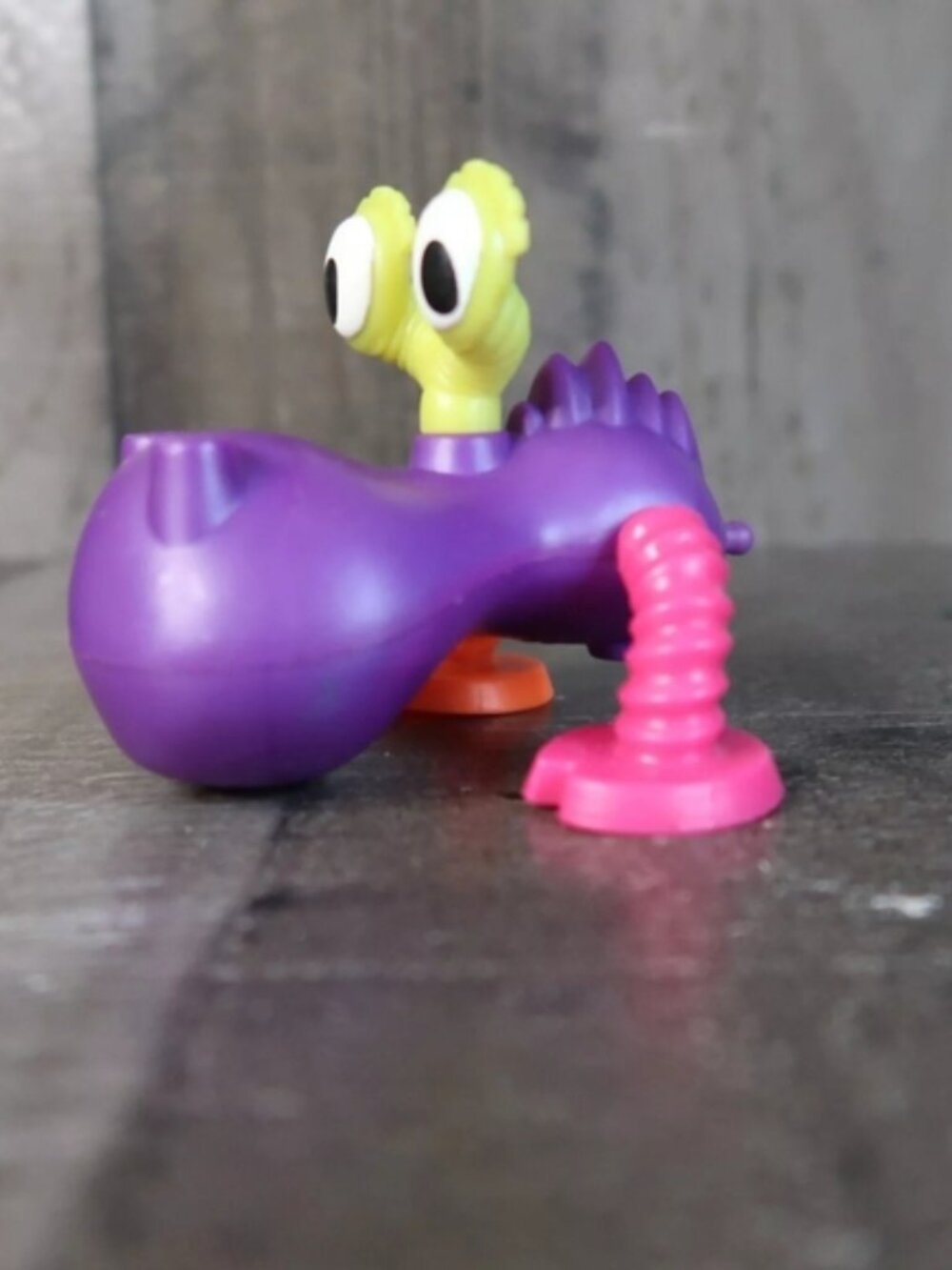 Nickelodeon Purple Alien TANGLE TWIST A ZOID 1996 McDonalds Meal Toy 90s